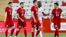 Milliler’den sessiz prova