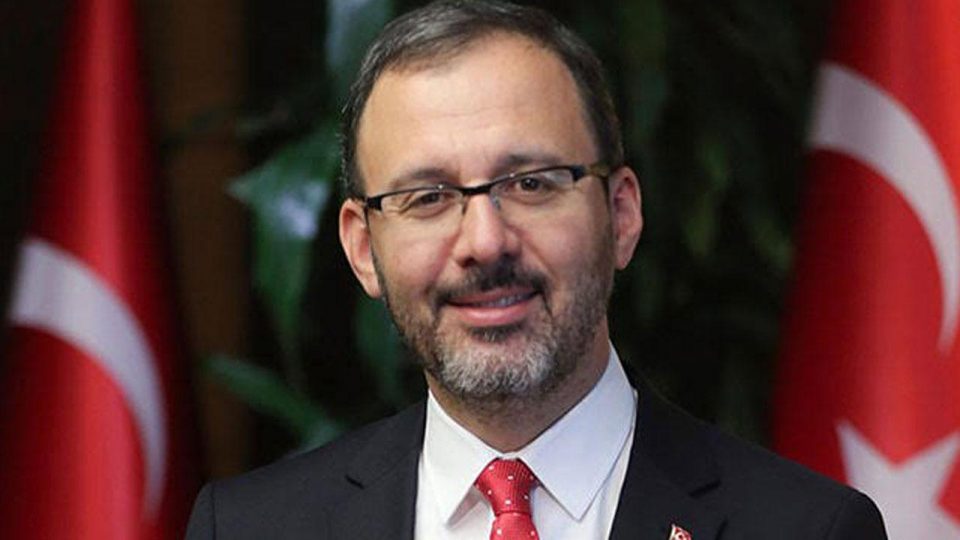 Bakan Kasapoğlu’ndan Ali Gürbüz’e tebrik