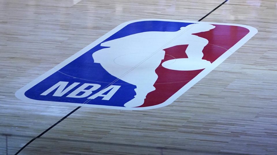 NBA’de play-off’a kalan iki takım belli oldu